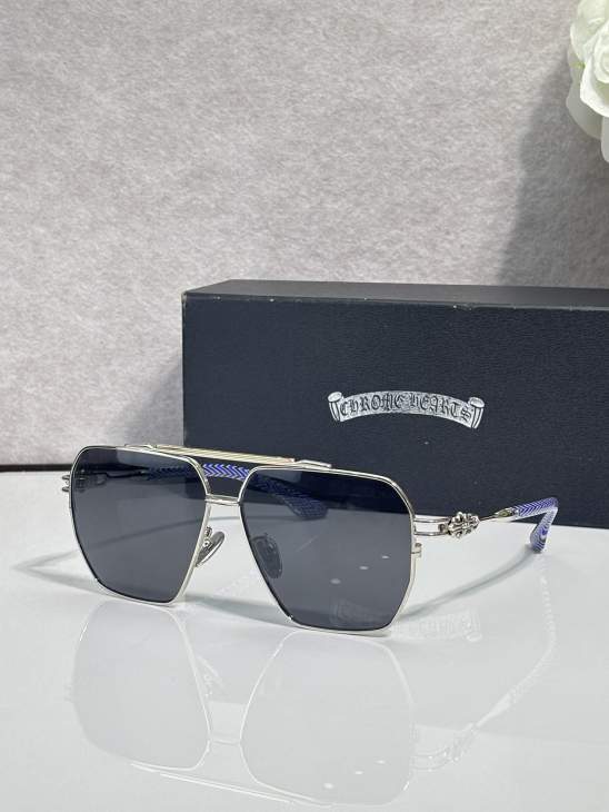 Picture of Chrome Hearts Sunglasses _SKUfw79760868fw